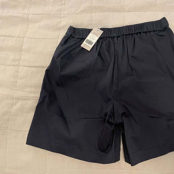 Boden Danby Pull On Shorts - Picture 2 of 2